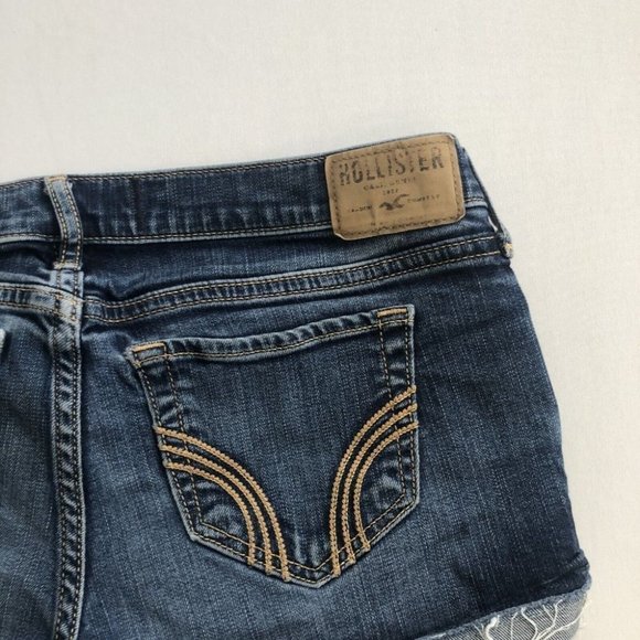 Hollister Shorts Women's Blue Denim Mini Shorts Reg Fit Size 5 w27 30x1.5 - Picture 11 of 12